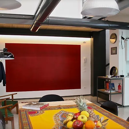 Loft 2* فيرونا